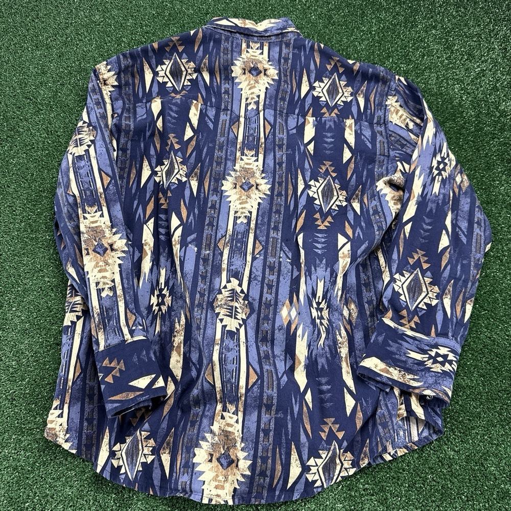 Vintage Wrangler Shirt Men's Aztec Western Pearl Snap Size XL Blue - Picture 8 of 8
